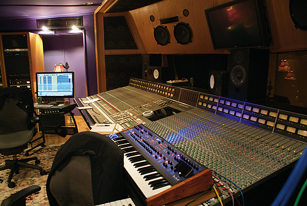 1021studio.control1